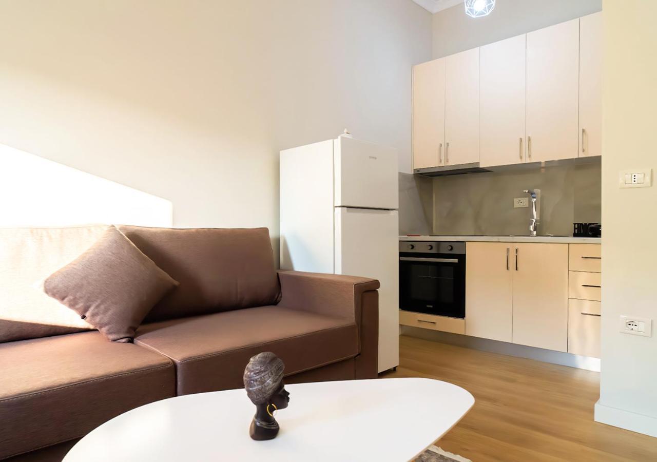 Home Inn Apartment 2 Near City Center Тирана Экстерьер фото